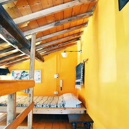 Casa Con Soppalco Ad